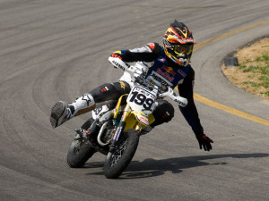 Re: The Bad Azzz Race Picture Thread