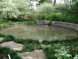 53 cool backyard pond design ideas digsdigs 53 cool backyard pond ...