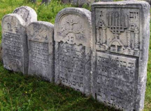 What bible verses are related to unveiling of tombstones?