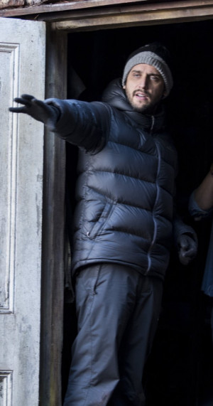 MV5BMTk0MjM0MDU1NV5BMl5BanBnXkFtZTcwOTk2MzYyOQ@@._V1_SY1200_CR585,0 ...