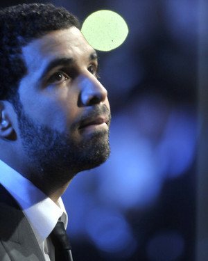 Drake Hinting At Personal Problems In New Music? - Clizbeats. Drake ...