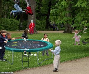Kids-Playing-on-a-Sunny-Day-in-the-Park-70382.jpg