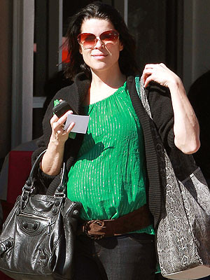 Neve Campbell Pregnant