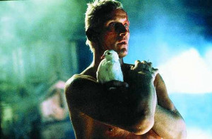 Still of Rutger Hauer in Blade Runner (1982)