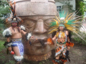 Danza Azteca Trajes Regionales Xico