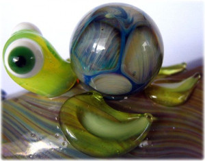 Turtle Pipe - Slime Glass Sea Turtle with Amazon Black Marble Shell ...