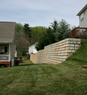Retaining Walls On Steep Slopes