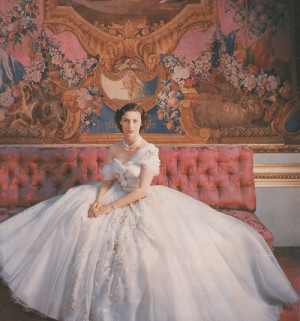 The Queens Inspirational Fashion History...