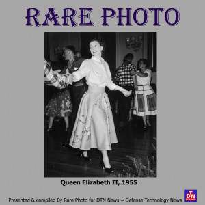 rare photo queen elizabeth ii 1955