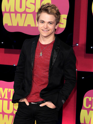 10 Things to Know About Country Singer, Hunter Hayes!