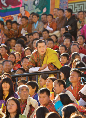 Crown Of The Queen Of Bhutan Jpg