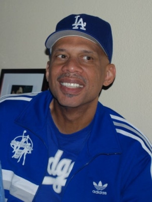 Photo found with the keywords: kareem abdul jabbar and wife