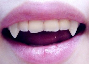 Halloween-toys-teeth-COS-props-vampire-teeth-zombie-jokes-hilarious ...