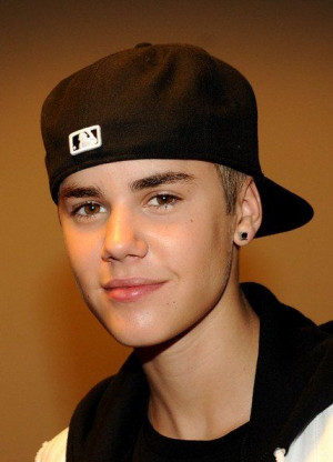 Bieber, Men'S Earrings, Bieber Wear, Black Earrings, Diamonds Earrings ...