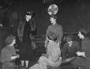 Eleanor Roosevelt: American Women in the War