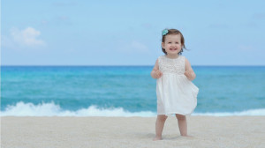 Happiness Beach Girl | 1366 x 768 | Download | Close