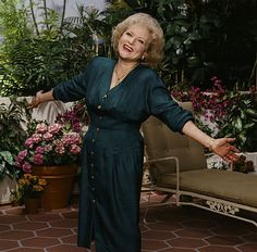 white amaz betti rose nylund betty white the golden girls rose girl ...