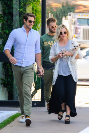 Jennie Garth is seen with David Abrams and her dog Pinky on May 29