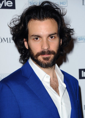 Santiago Cabrera