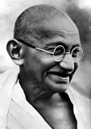 Description Gandhi smiling R.jpg