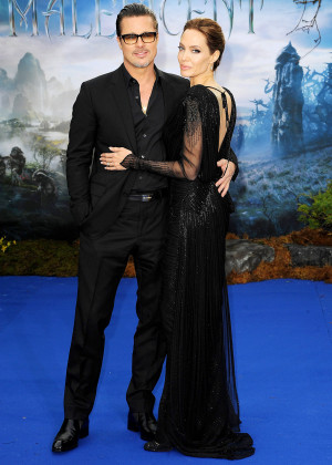 Brad Pitt and Angelina Jolie looked stunning while attending an event ...