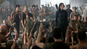 We Have the Behind-the-Scenes Goss From Mockingjay Part 1 : JLaw Says ...