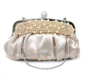Beautiful clutches and hand bags 1-i13t-fashion-evening-bag-wedding