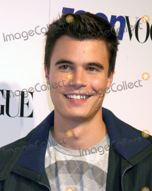 Ryan Sypek Biography