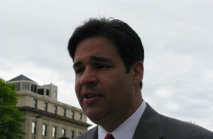 Raul Labrador gives Democrats civics lesson on payroll tax extension