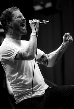 kurt cobain Meus Corey Taylor Freddie Mercury matt shadows axl rose ...