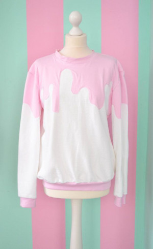 sweater pastel goth fairy kei Tokyo Fashion creepy cute