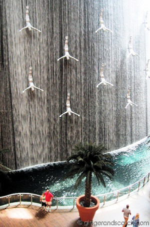 Dubai Mall Water Fountain