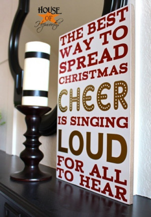 Buddy the Elf loves singing loud (vinyl sign tutorial)