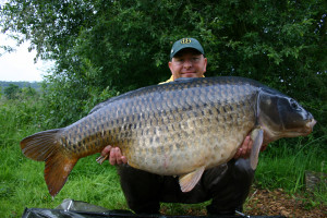 Find here good and nice and large Carp fish photos/fotos, download ...