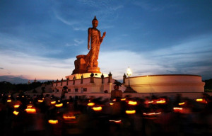Park on Visakha Puja Day in Nakhon Pathom May 12, 2006 in Thailand ...