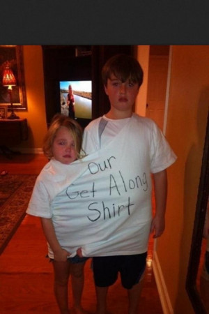 There Can Be Only One – Funny Sibling Rivalry (35 Pictures)