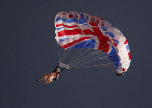 Queen Elizabeth II stunned the world by 'parachuting' into the London ...