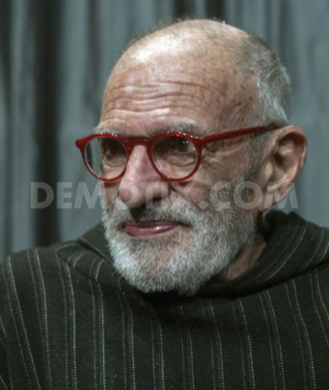 1348602525 famous aids activist larry kramer gives talk in new york ...