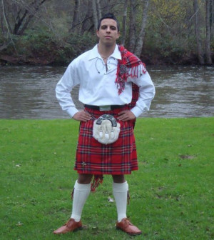 kilt — tradycyjny szkocki strój. Jest to męska spódnica ...