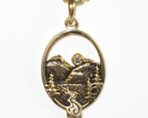 Mountain Scene Pendant/Necklace
