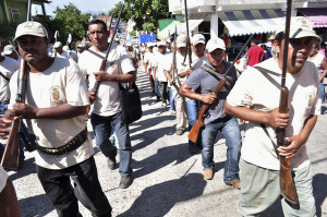 Insane Photos Show Mexican Vigilantes Battling A Drug Cartel For ...