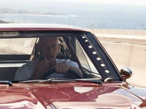 Fast & Furious 6' Reviews: An Over-The-Top Thrill Ride That's ...