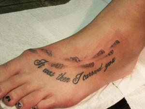 28 Elegant Foot Tattoos For 2013