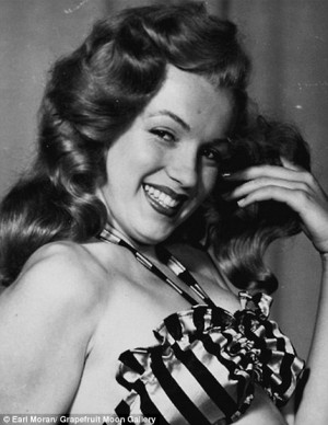 Before she was famous... The 1940s pin-up shots that earned Marilyn ...