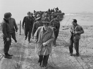 Churchill_on_the_east_bank_of_the_Rhine.jpg