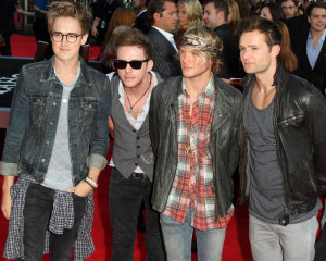 Entertainment pictures Films and television shows Bands and solo ...