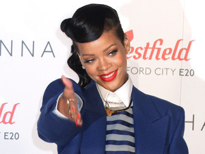 UK Radio 1 DJ refuses to play Rihanna songs