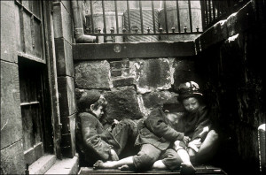 Jacob Riis, Children Sleeping on the New York Streets , 1888