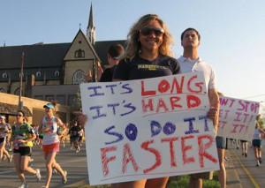 FUNNY MARATHON SIGNS