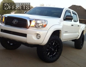 Toyota Tacoma Moto Metal Wheels